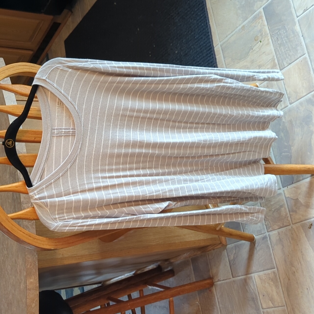Gray white stripes 2x top long sleeve